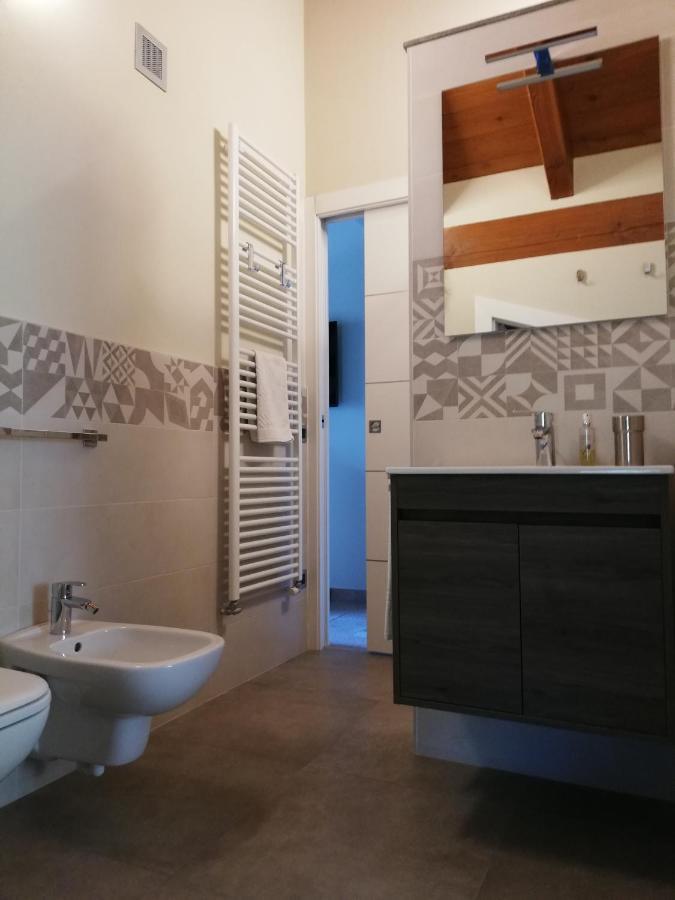 A&G Apartment Aosta - Elegante Casa 100 Mq Su Due Piani Con Wi-Fi-Giardino-Parcheggio Eksteriør billede