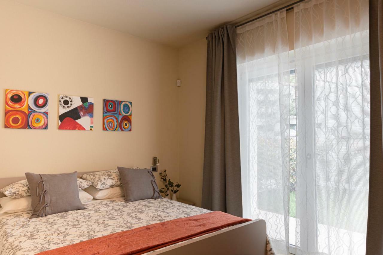 A&G Apartment Aosta - Elegante Casa 100 Mq Su Due Piani Con Wi-Fi-Giardino-Parcheggio Eksteriør billede