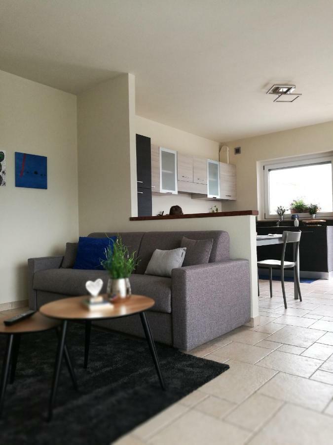 A&G Apartment Aosta - Elegante Casa 100 Mq Su Due Piani Con Wi-Fi-Giardino-Parcheggio Eksteriør billede