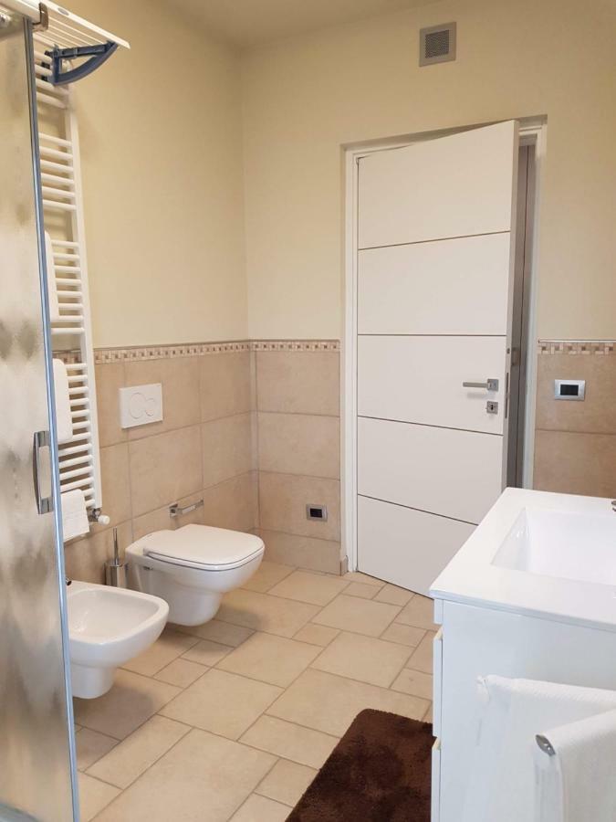A&G Apartment Aosta - Elegante Casa 100 Mq Su Due Piani Con Wi-Fi-Giardino-Parcheggio Eksteriør billede