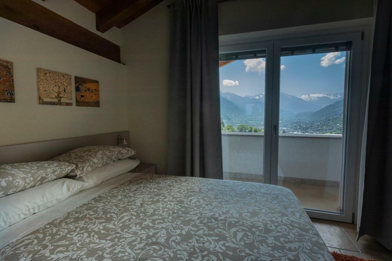 A&G Apartment Aosta - Elegante Casa 100 Mq Su Due Piani Con Wi-Fi-Giardino-Parcheggio Eksteriør billede
