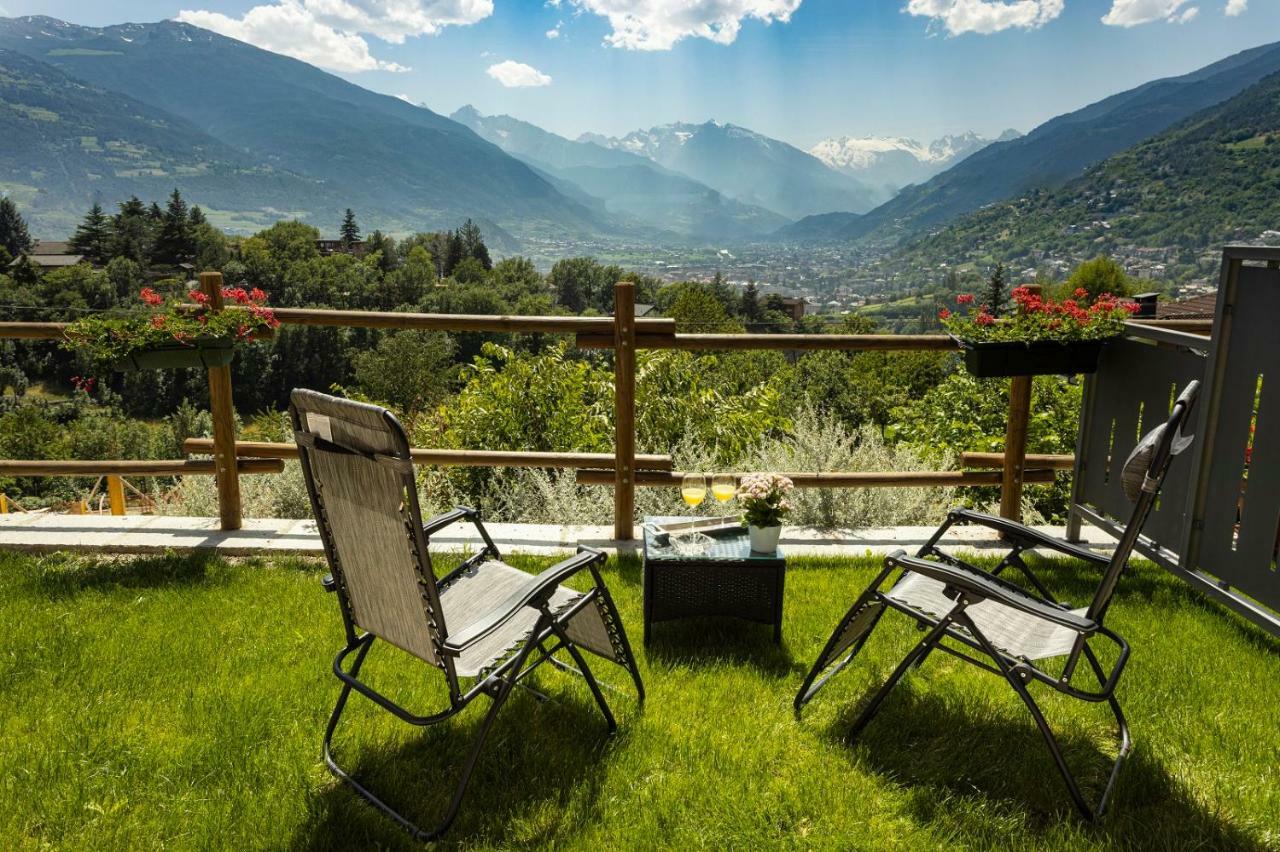 A&G Apartment Aosta - Elegante Casa 100 Mq Su Due Piani Con Wi-Fi-Giardino-Parcheggio Eksteriør billede